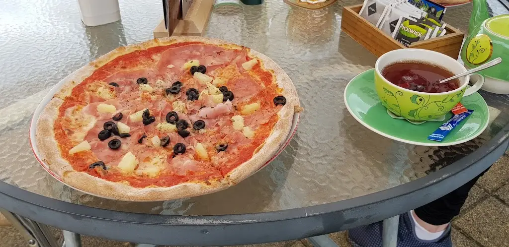 Oleg Selivanov_Bistro Emily_Stráž pod Ralskem_review