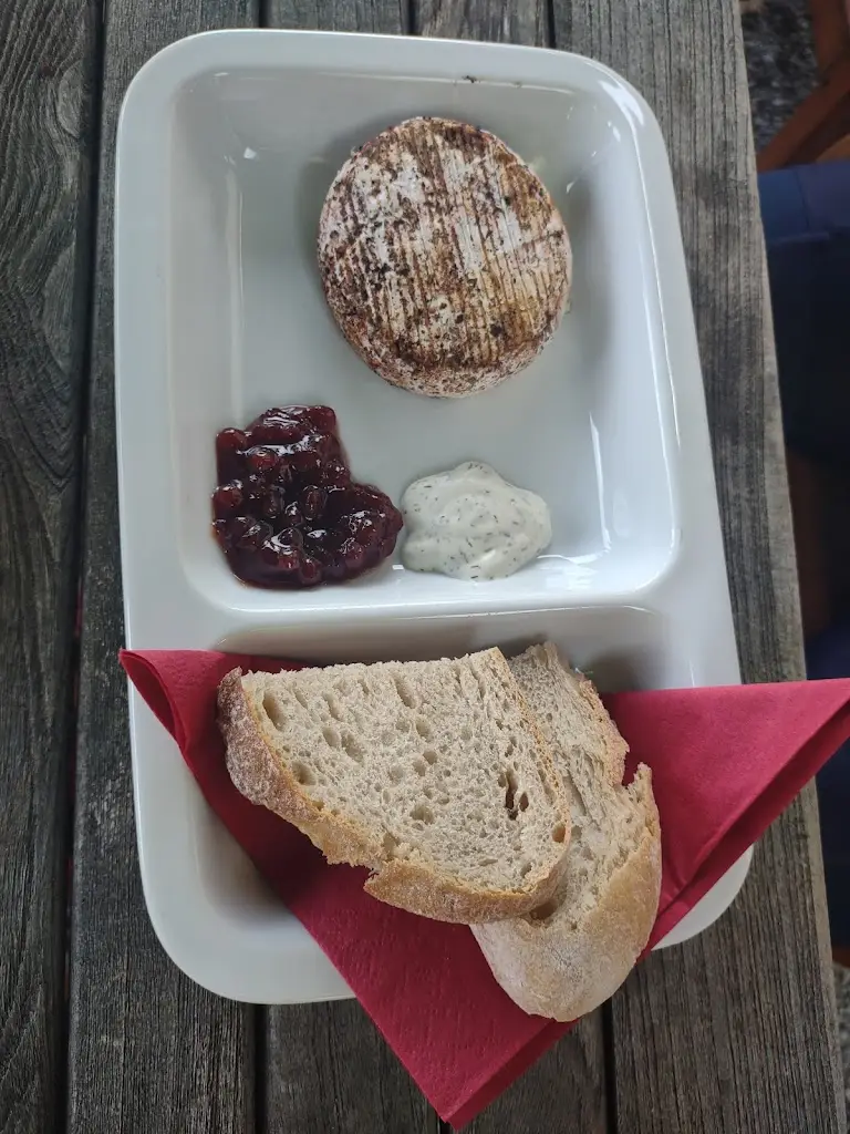 Luisa Caluri_Bistro Knížecí cesta_Horní Planá_review