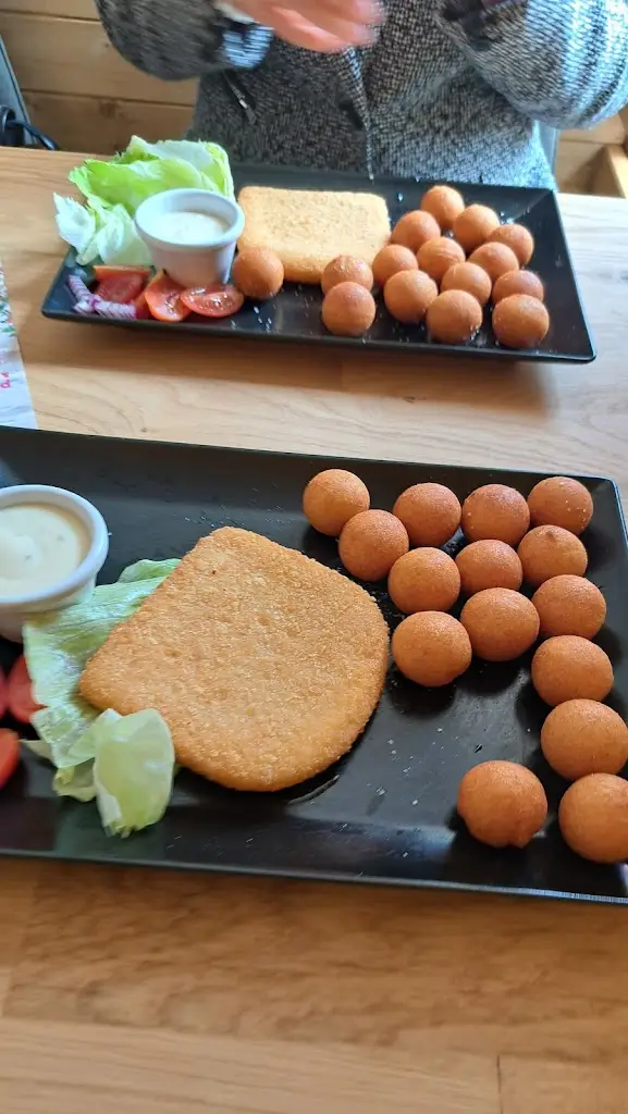 Jiří Peterka_In tino_Železný Brod_review