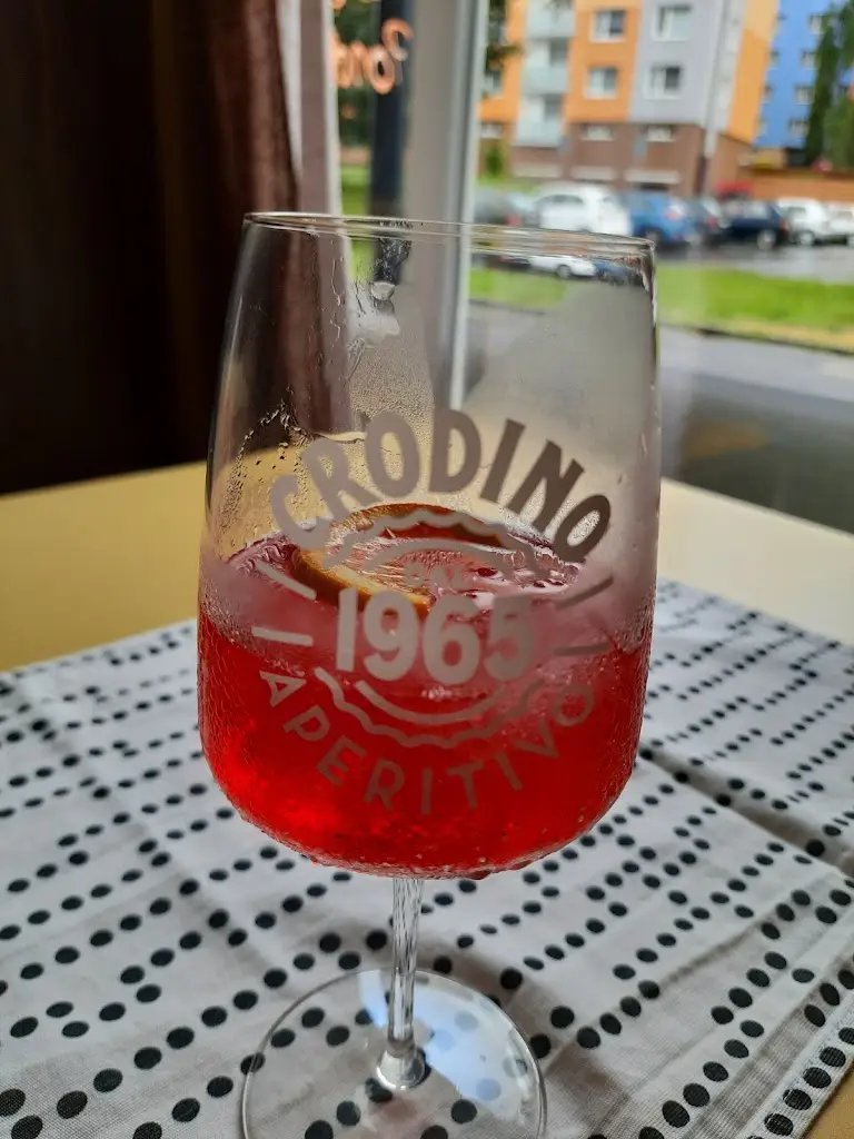 Eva Sasková_In tino_Železný Brod_review