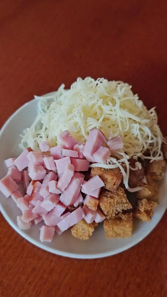 Restaurace U Pyrámu_Železný Brod_slider_image_2