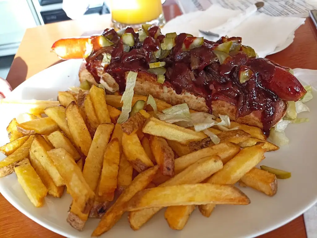 Jiří Dostalík_Restaurace U Holubů_Bílovec_recensione