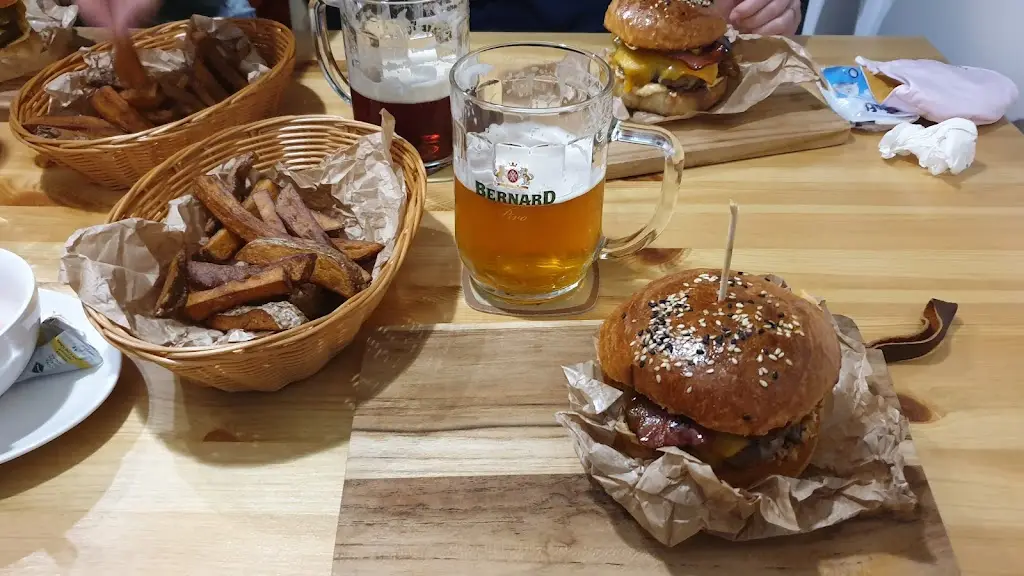 Pavel Ulman_Jednoduše kuchyň/catering_Bílovec_review