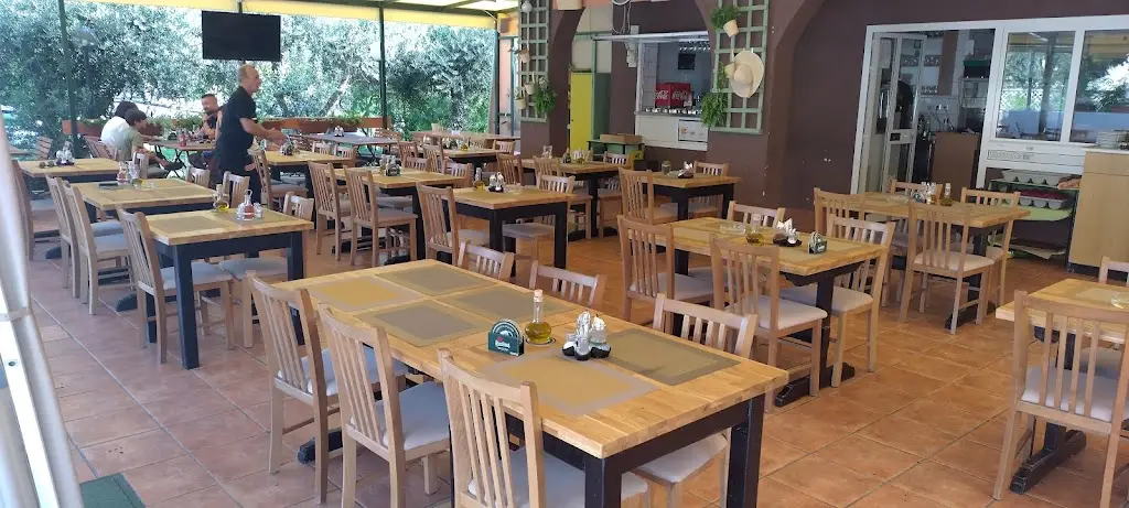 Saloon_Baška_slider_image_1