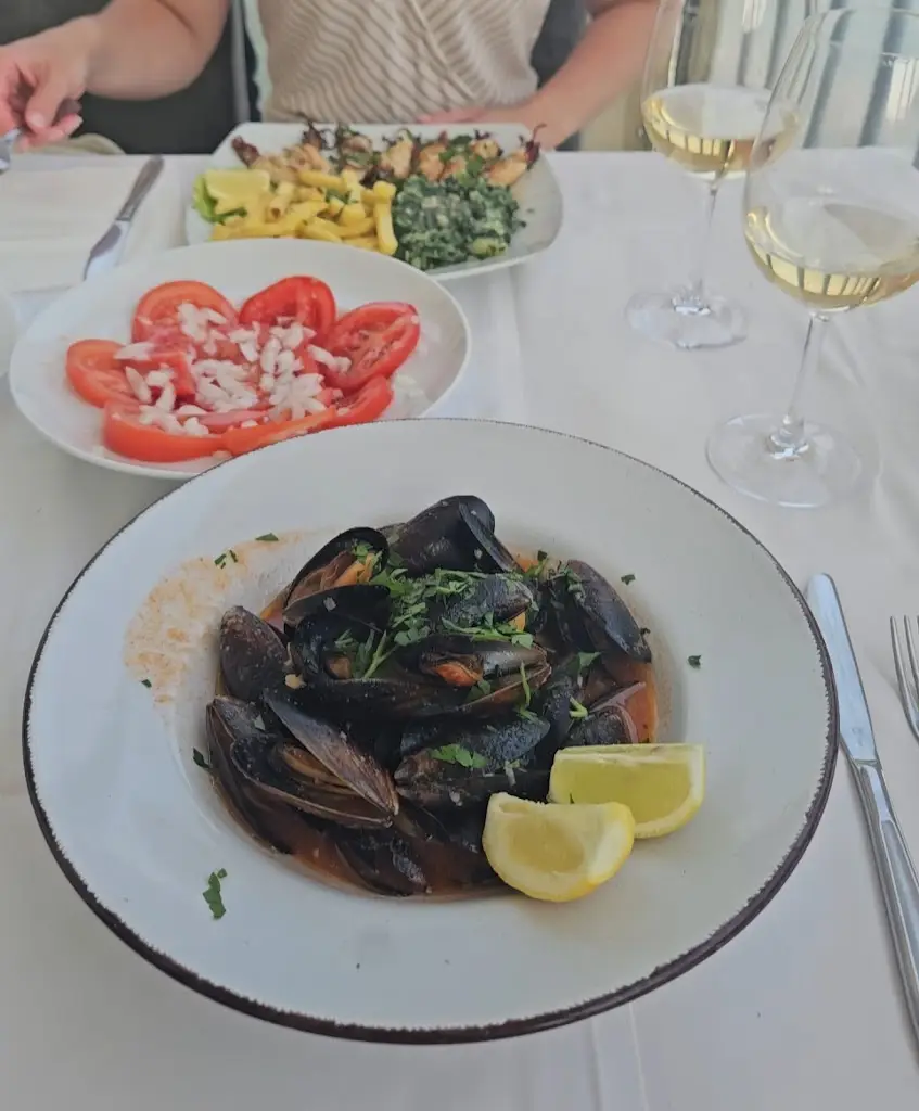 Tadej Pungertnik_Ragusa_Baška_review