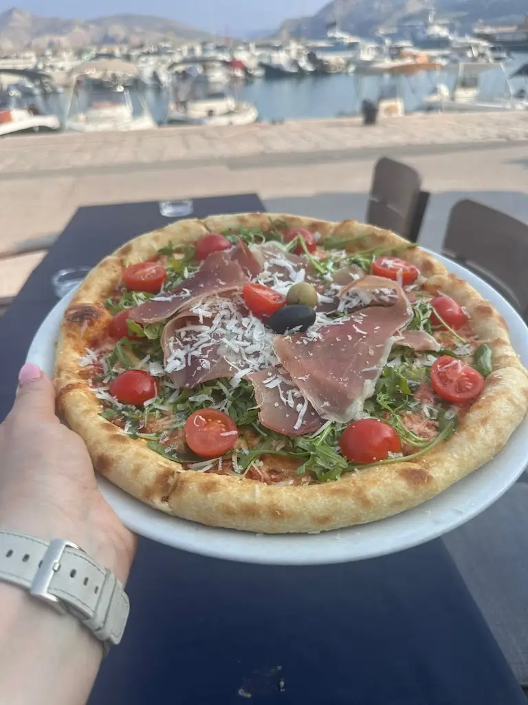 Žirafa_Baška_slider_image_2