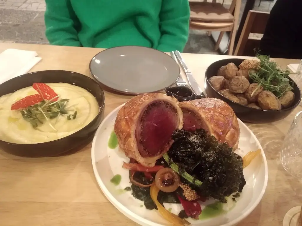 Václav Jíška_Konibarská Pivnice_Kájov_review