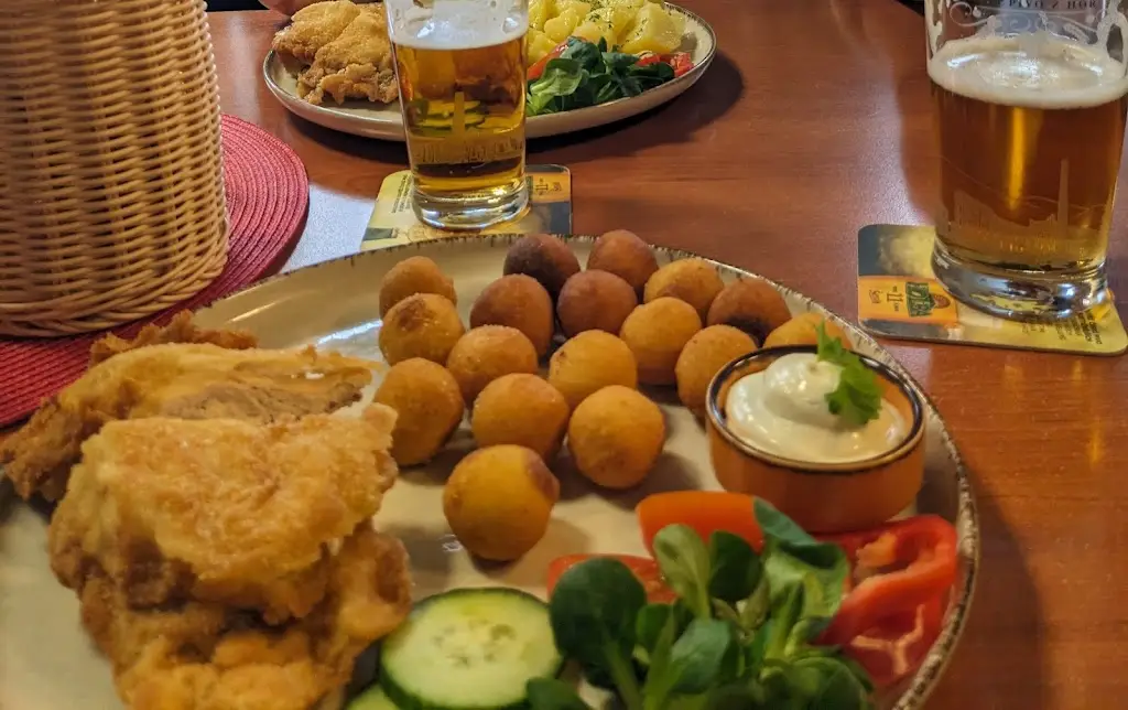 Joe Lobotka_Restaurace Společenský Dům_Břidličná_review