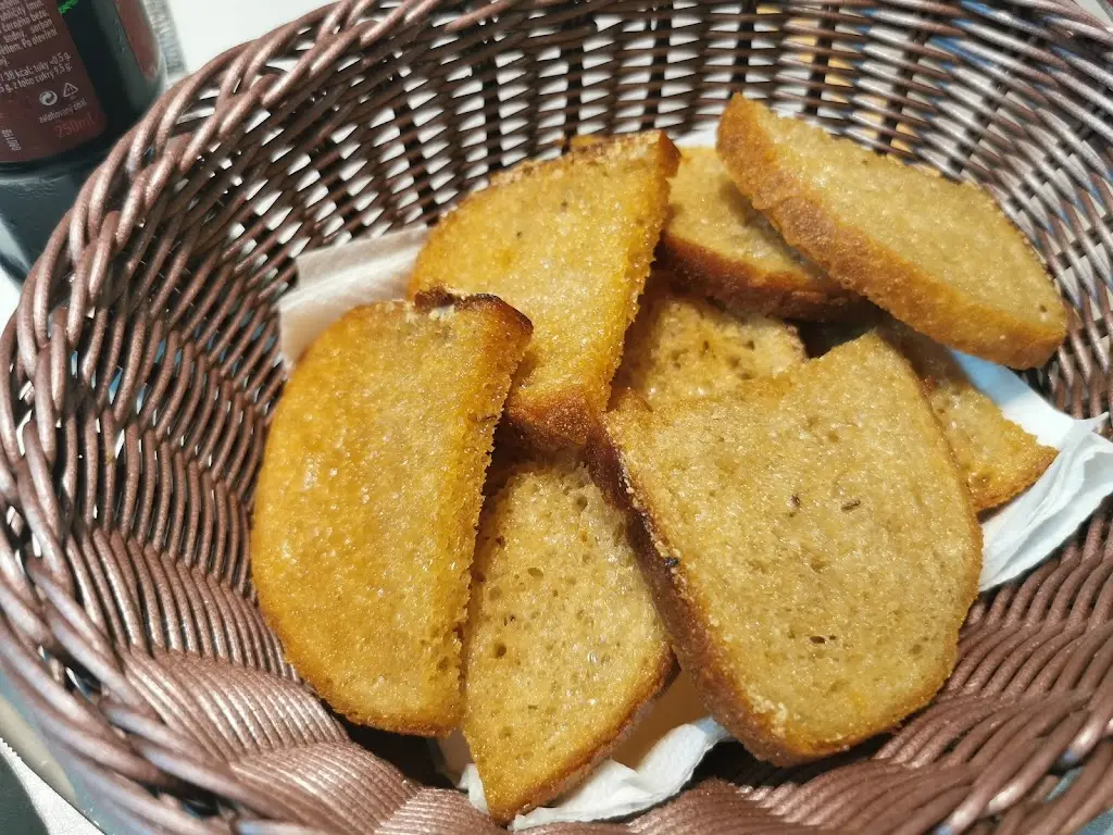 J. T._Restaurace Buly Aréna_Bolatice_review