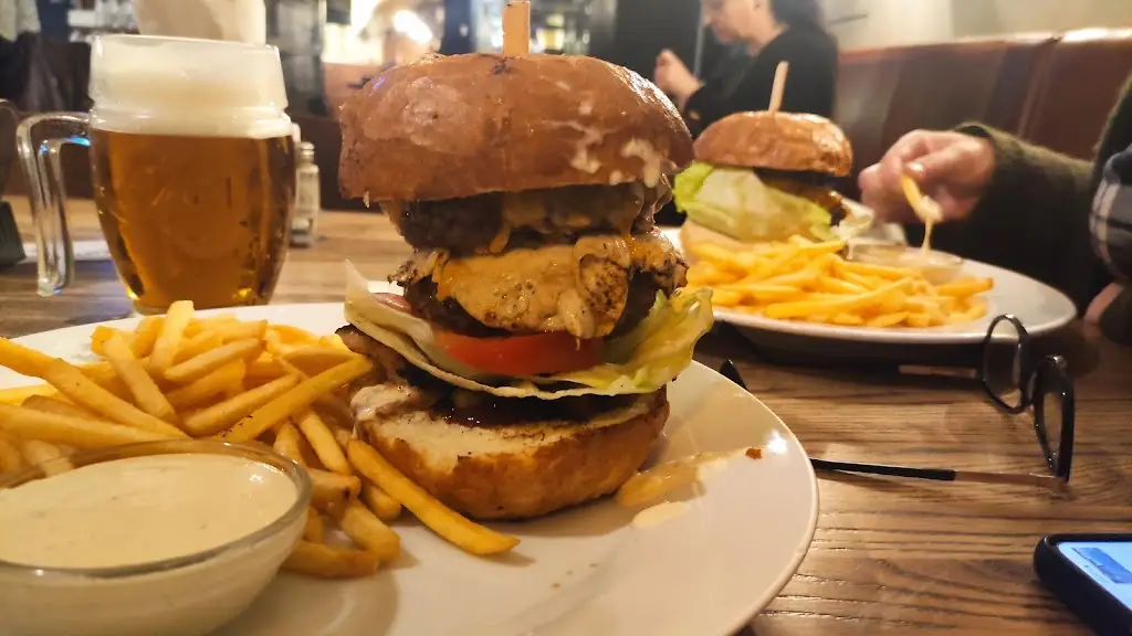 KOZLOVNA MĚŠŤAN, značková pivnice a penzion_Jindřichův Hradec_slider_image_3