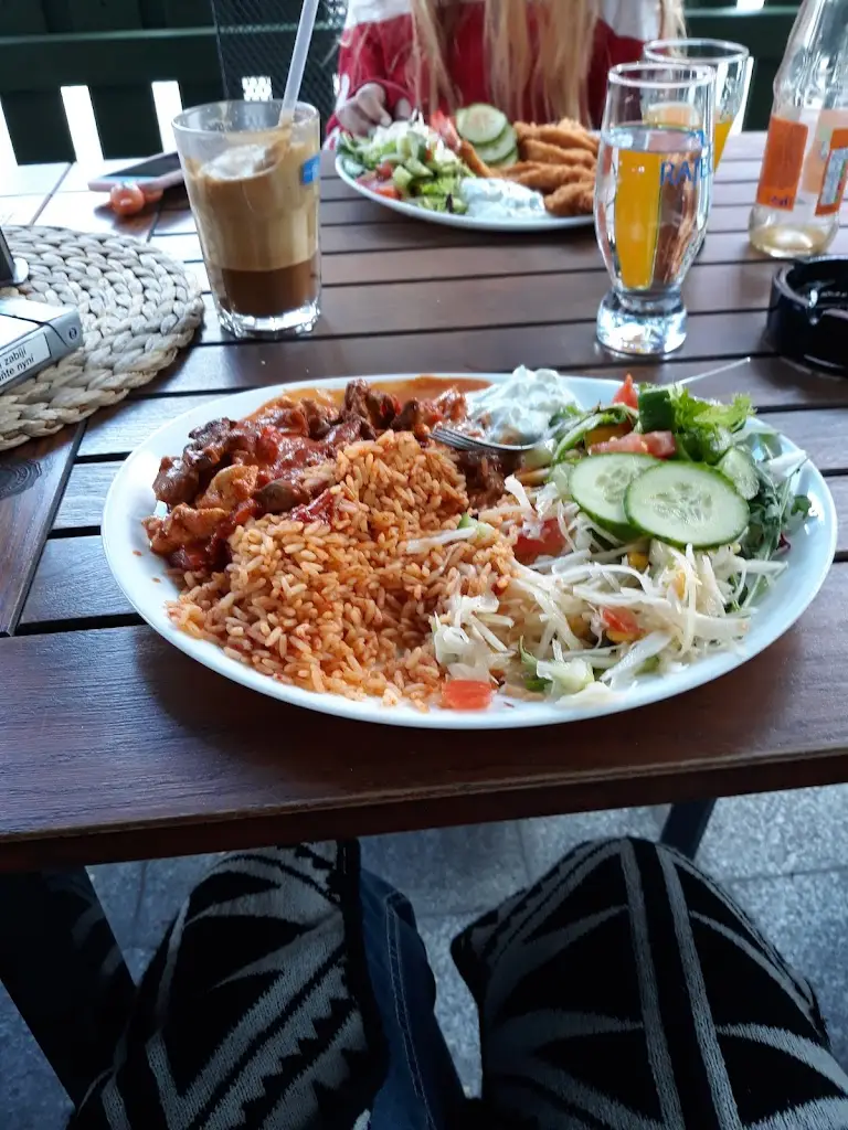 Marketa Tomkova_Taverna Elpida - Řecká Restaurace_Bohumín_review