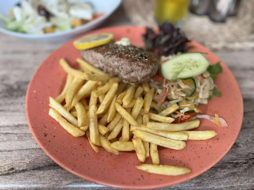 Taverna Elpida - Řecká Restaurace_Bohumín_slider_image_3