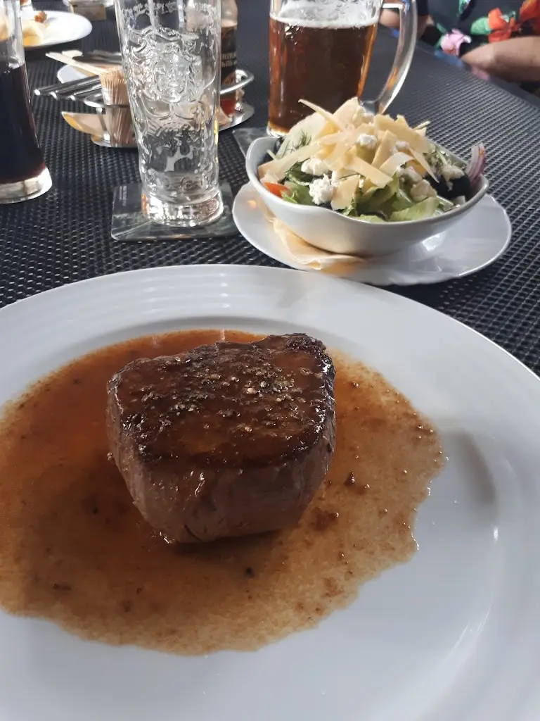 Kateřina Czerná_Bar Mersi_Bohumín_review