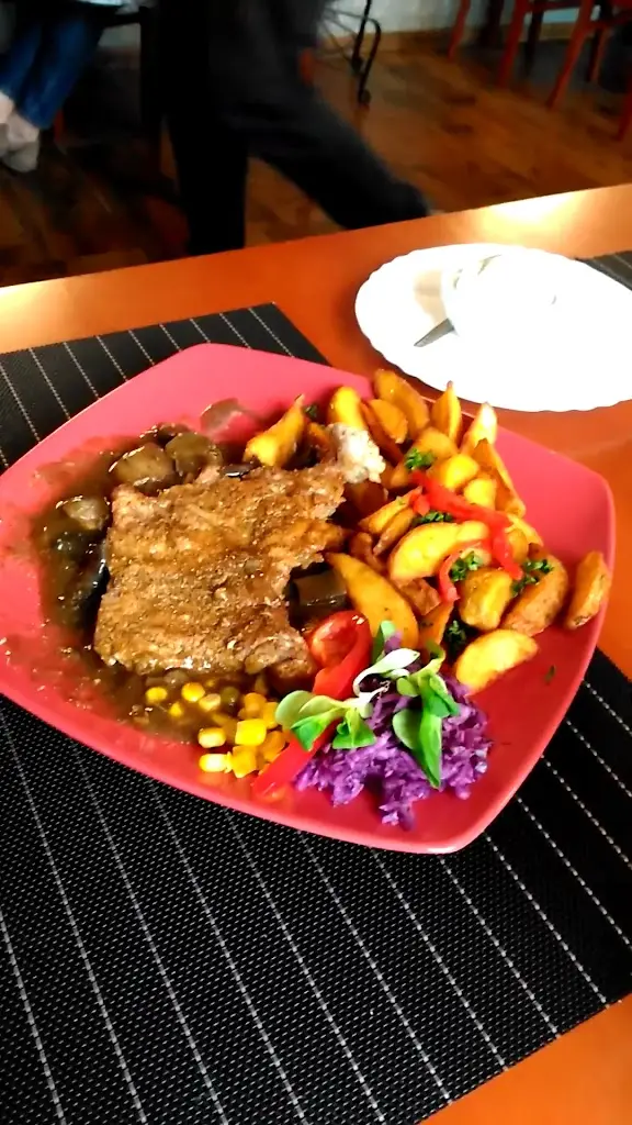 Restaurace Rio Club-Bowling_Bohumín_slider_image_2