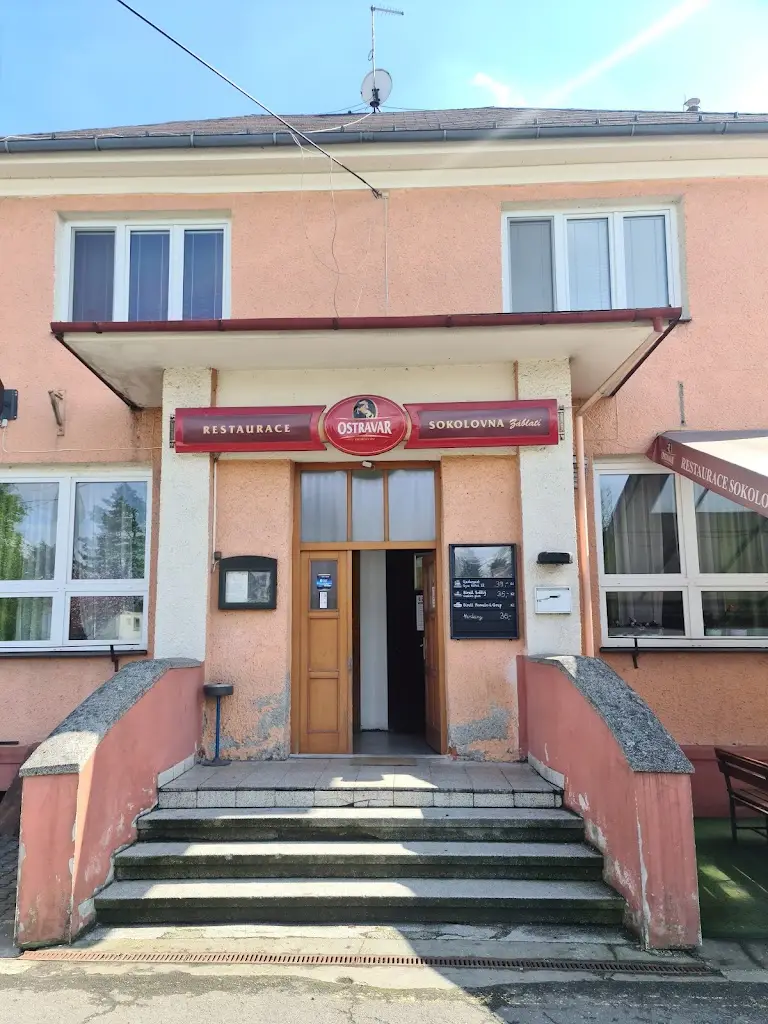 Štefan Megyesi_Sokolovna Záblatí_Bohumín_review