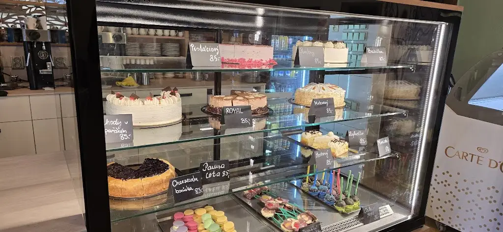 J.M H_Bastien Cafe_Bohumín_review