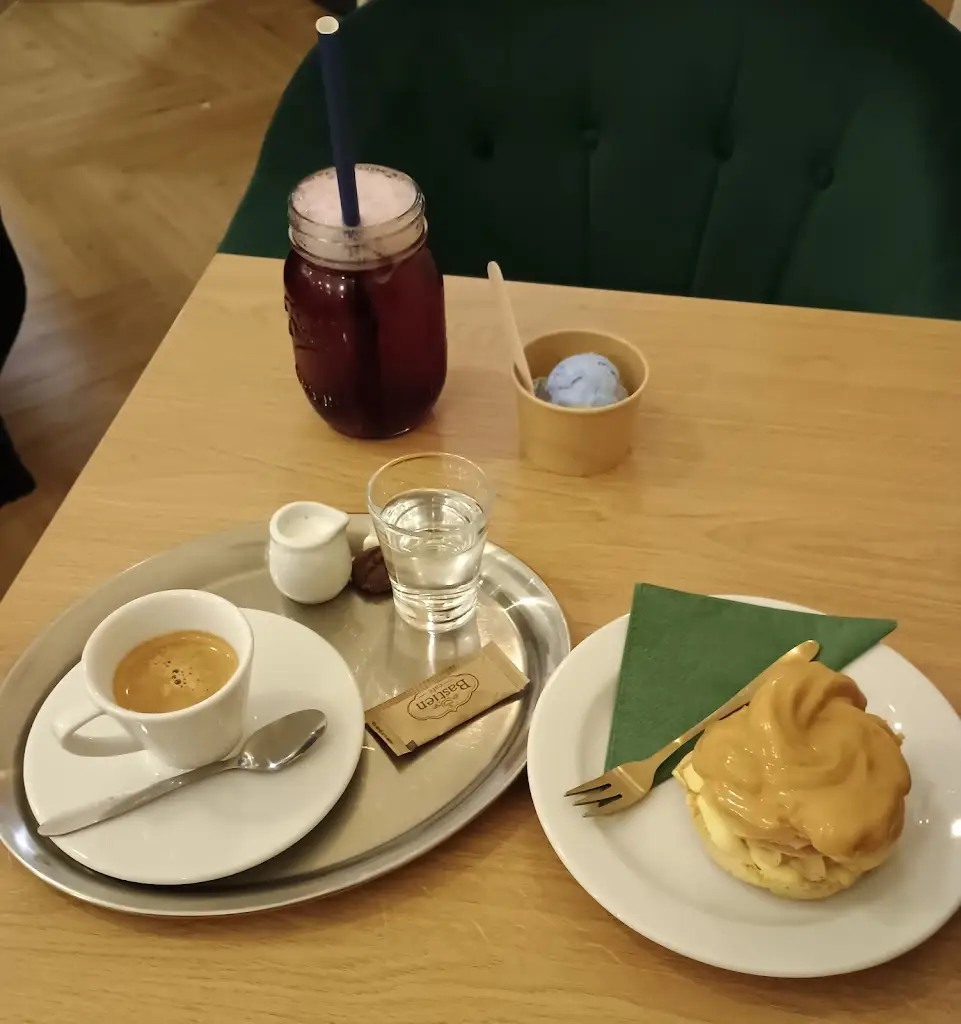 Josef Uchytil_Bastien Cafe_Bohumín_review