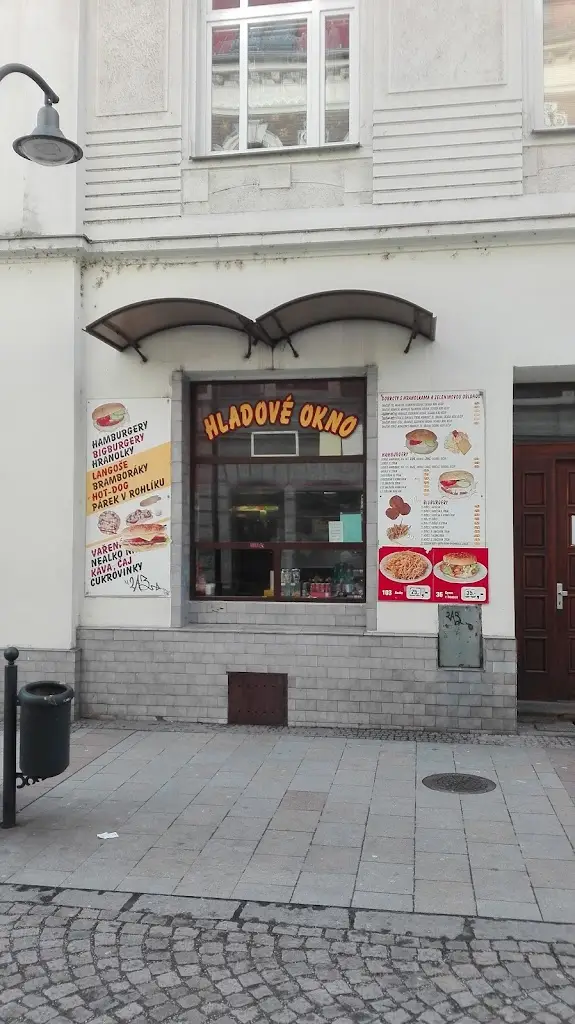 B.777.L Bistro - Ha Binh Vu - hladové okno ristorante a Bohumín