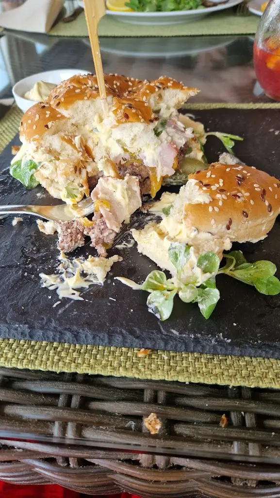 Anna Mrózková_Restaurace Kempa_Bukovec_recensione