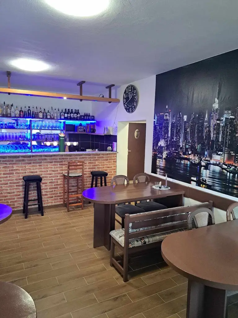 Michal Zbořil_Hospůdka u Petrošů_Budišov nad Budišovkou_review