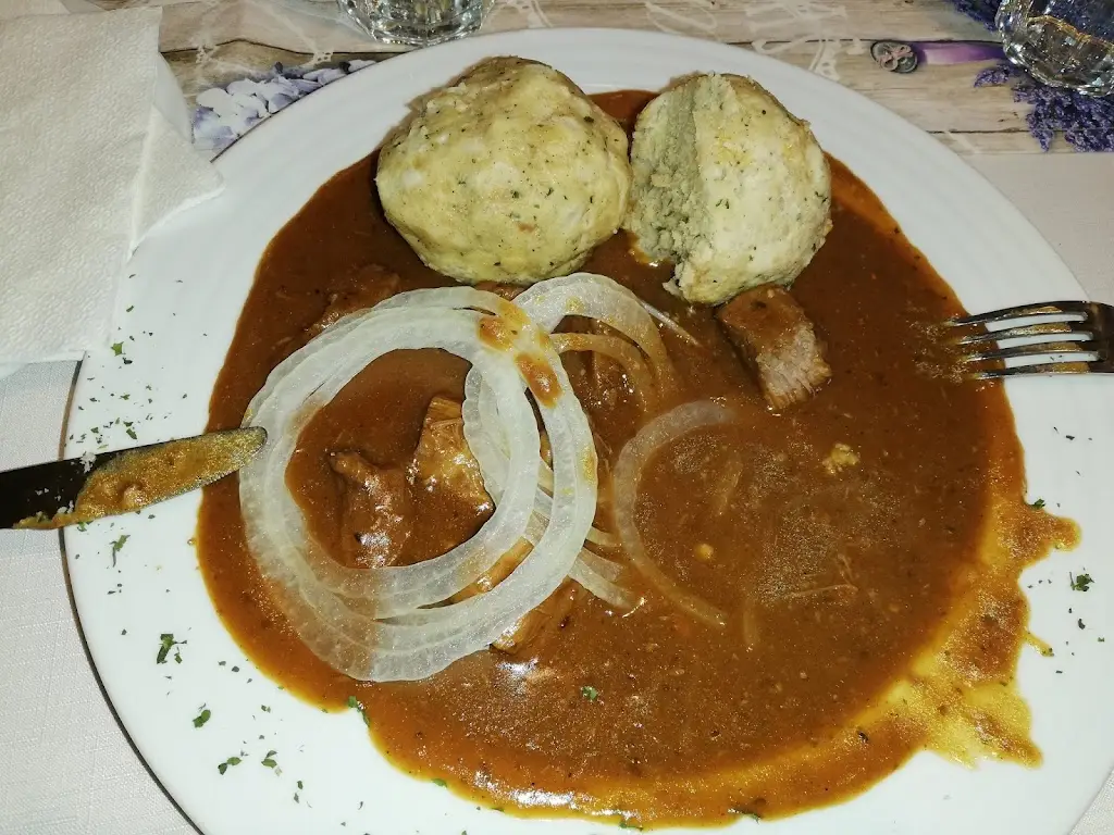 Viktor Vítek_Restaurace Schönwald_Budišov nad Budišovkou_review