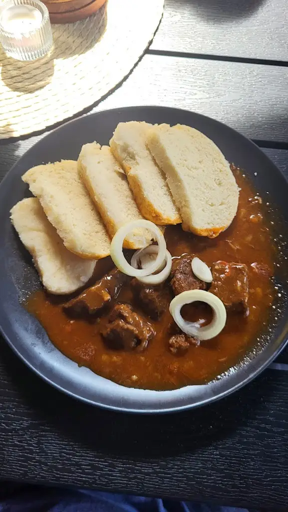 Przemek B._Charlie’s Bar&Restaurant_Chotěbuz_recensione