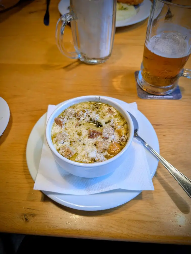 Mateusz Jonkisz_Radegastovna Těšínská_Chotěbuz_recensione