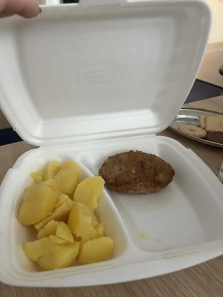 Sandra Raiskupová_Pod Věží_Český Těšín_review