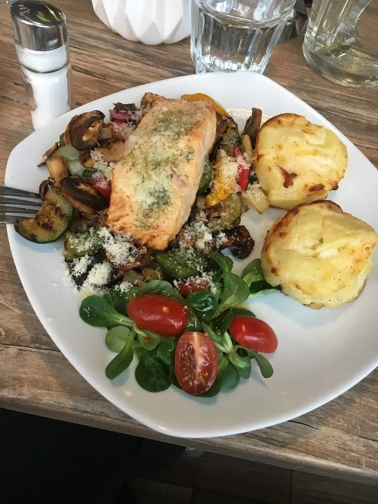 Paulina Połap_Restaurace 7_Český Těšín_review