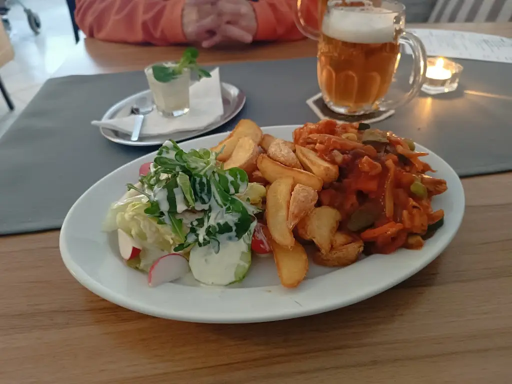 Monika Hladíková_Nejen Café Chuchelná_Chuchelná_recensione