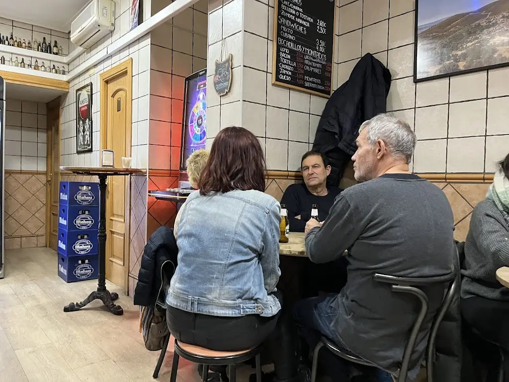 Luis Calvo_Bar La Ardosa_Dobrá_review