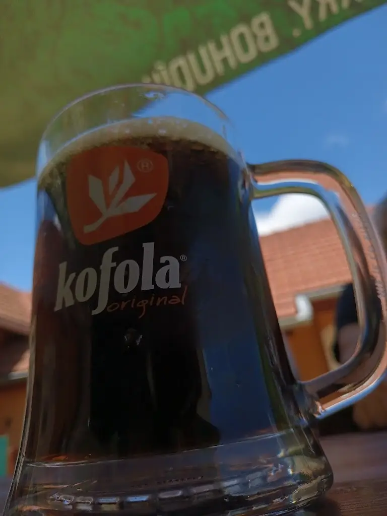 Tomáš Jahn_Hostinec Obecník_Dobratice_recensione