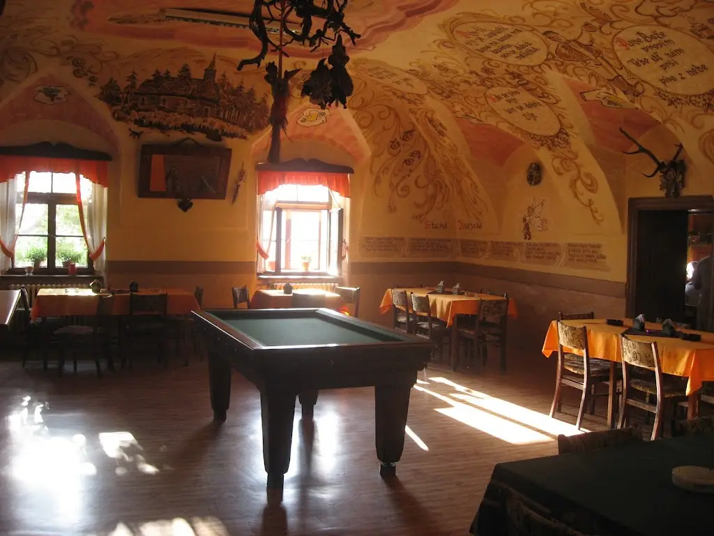 Restaurace Harenda-Šokalová Alena_Dobratice_slider_image_1