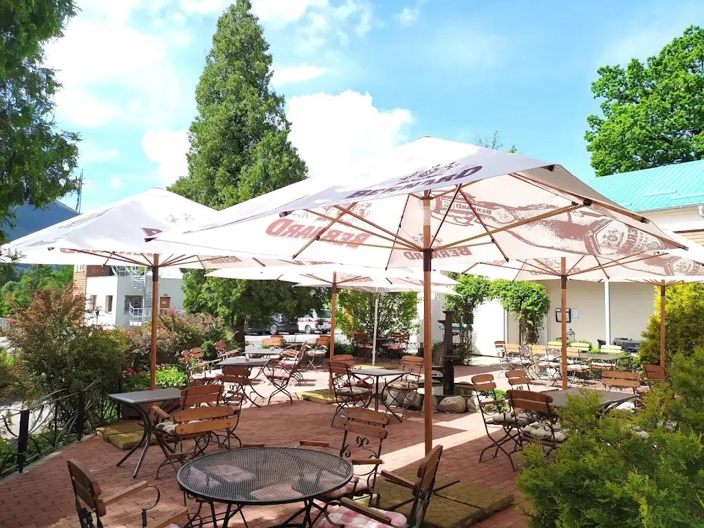 Restaurace U Sestřiček_Čeladná_slider_image_1