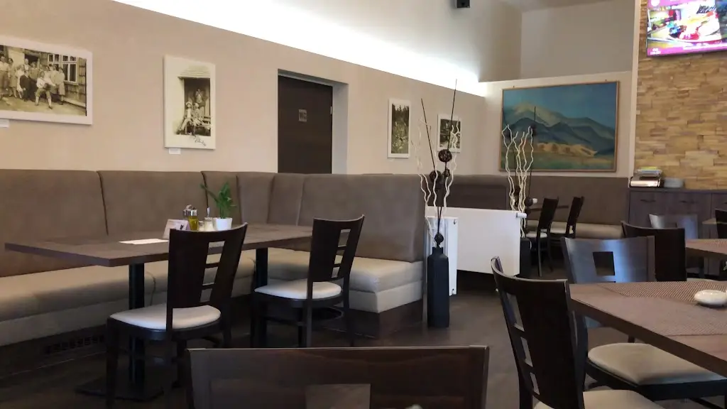 Restaurace U Sestřiček_Čeladná_slider_image_2