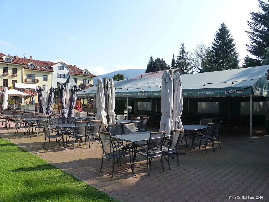 Zahradní restaurace sv.Patrika Hotelu Prosper v Čeladné_Čeladná_slider_image_2
