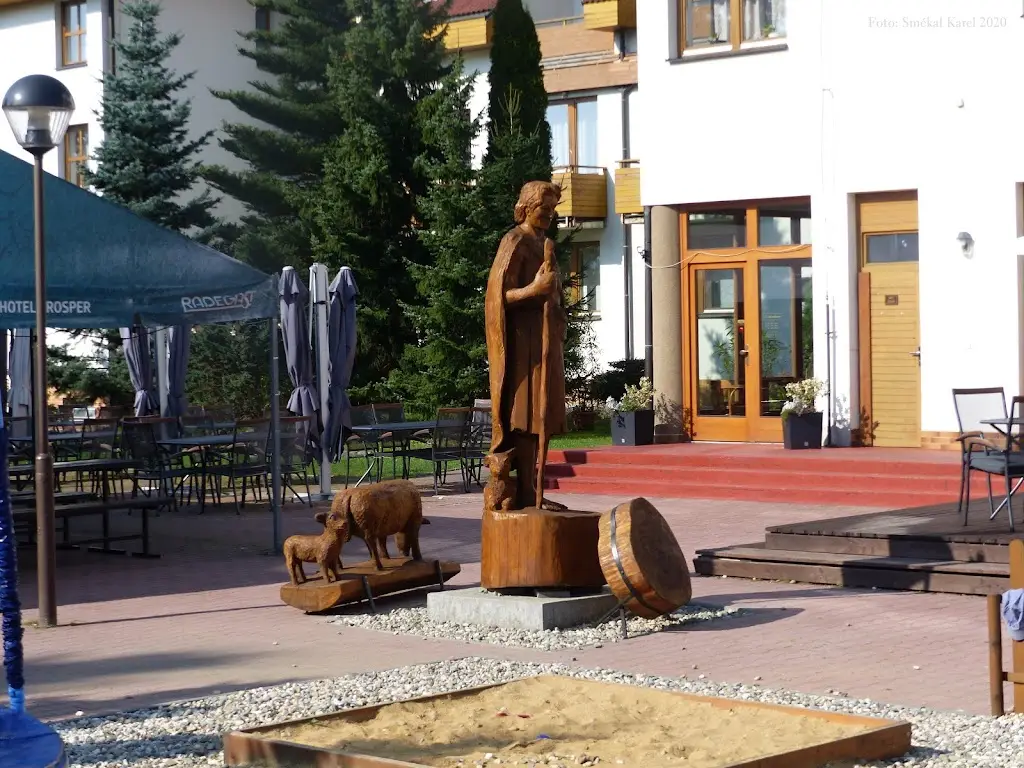 Zahradní restaurace sv.Patrika Hotelu Prosper v Čeladné_Čeladná_slider_image_3