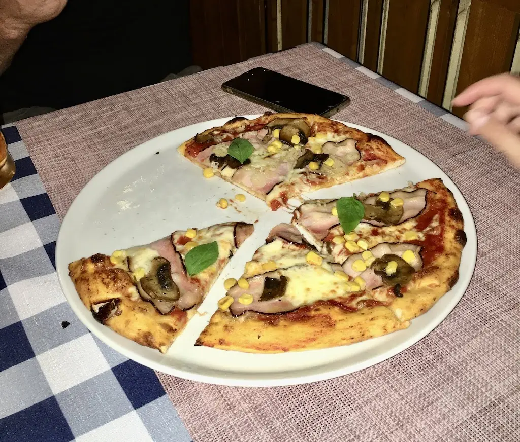 Adam Ublansky_Restaurace Dělnický dům_Dětmarovice_review