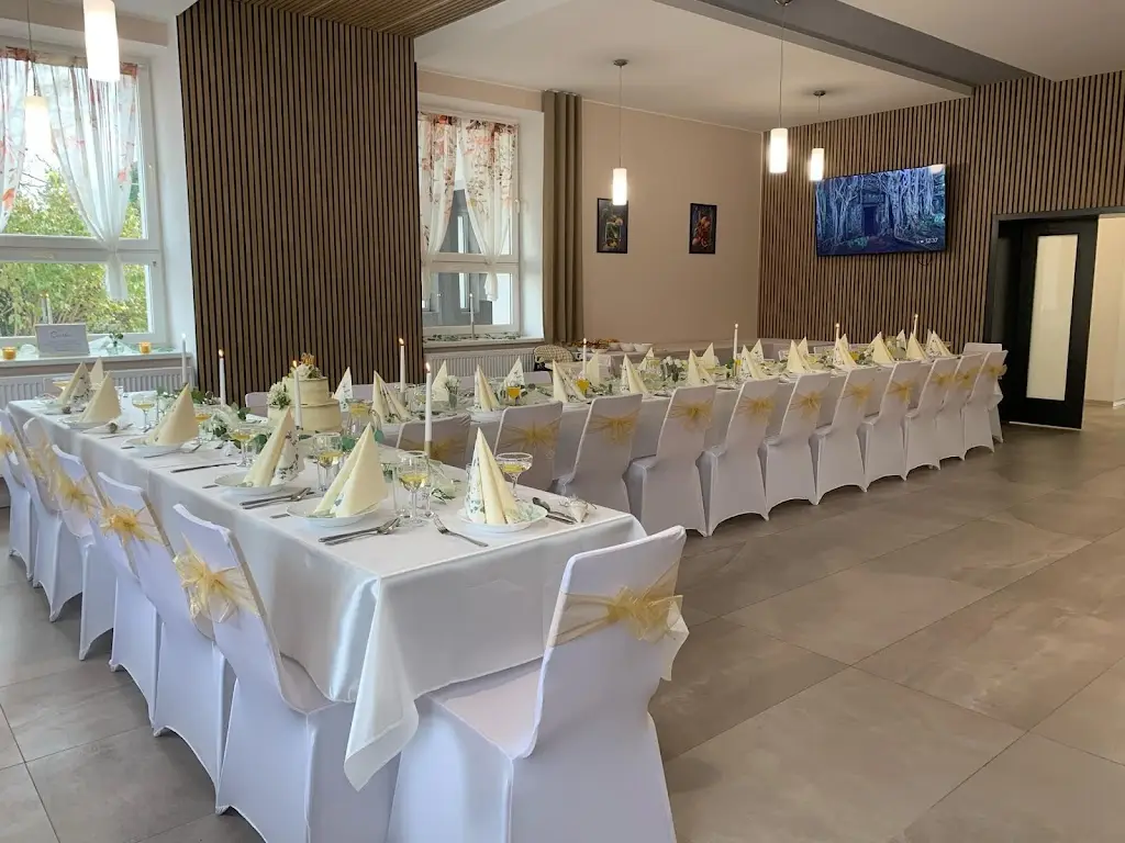 Restaurace Dělnický dům_Dětmarovice_slider_image_1