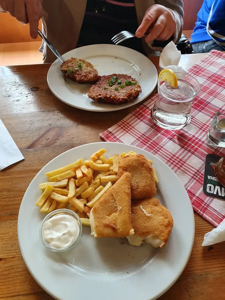 Daniel Renta_Restaurace U Témů_Dolní Lutyně_review