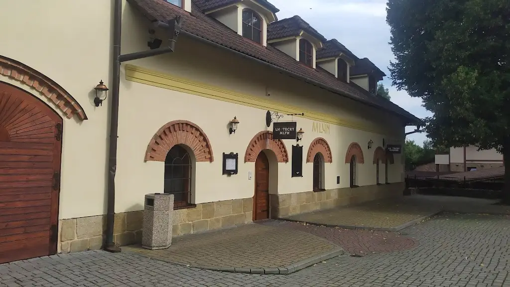 Lhotecký mlýn_Dolní Lhota_slider_image_3