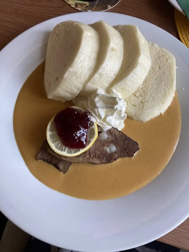 ELVE restaurant ristorante a Dolní Benešov