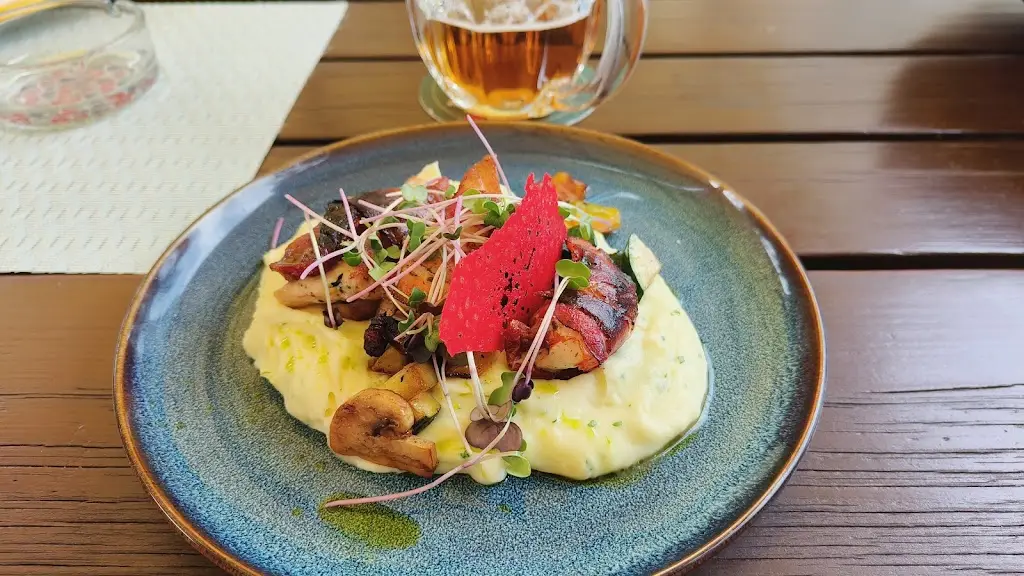 ELVE restaurant_Dolní Benešov_slider_image_2