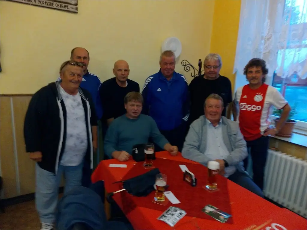 Jaroslav Reinosch_Hostinec Na Rynku_Dolní Benešov_review