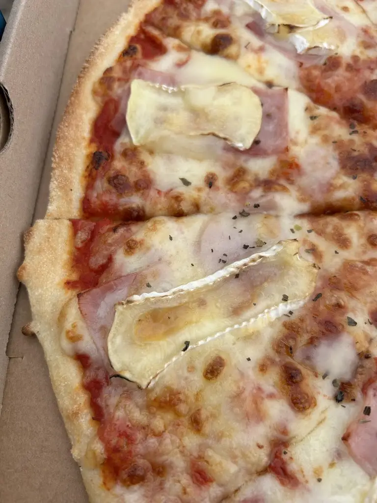 Kristýna Vavříková_PizzaTu_Dolní Benešov_review