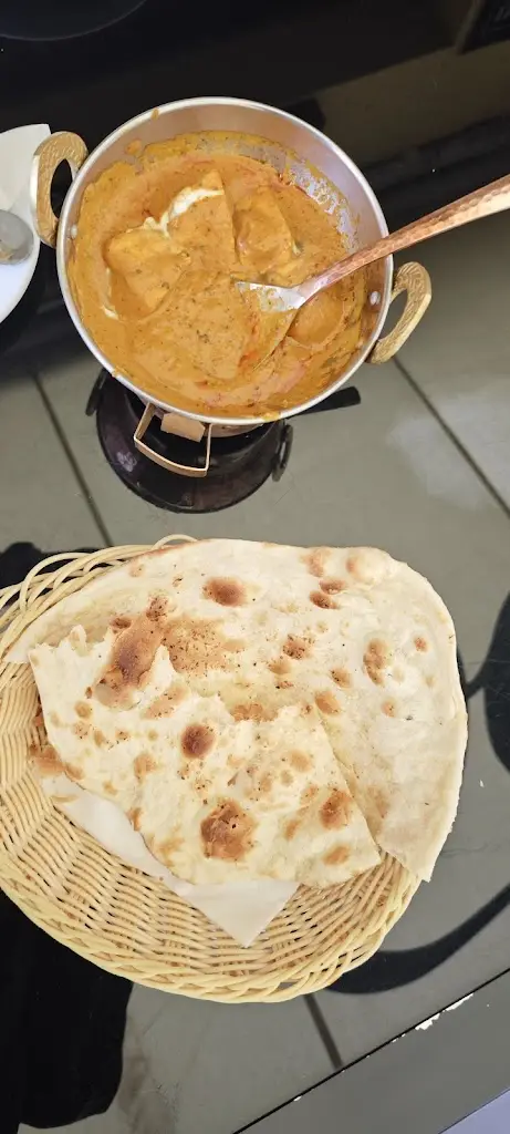 Aivaras Lileika_Indická Restaurace Benesov - Gateway Of India_Dolní Benešov_review