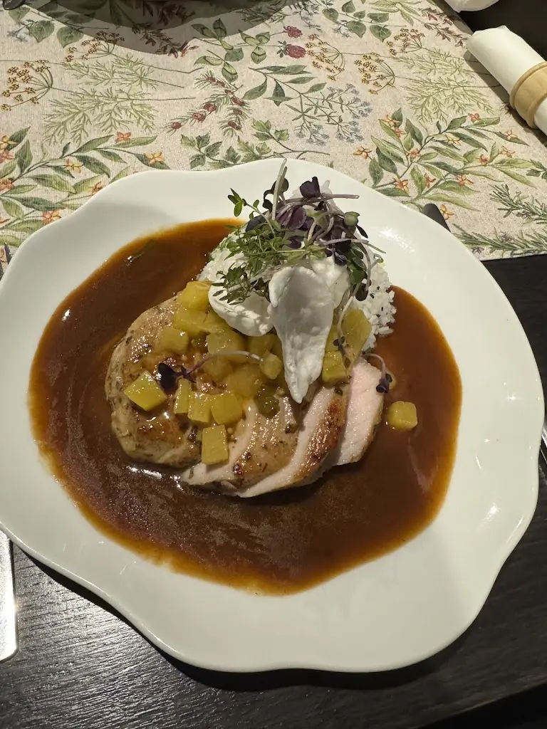 Tomáš Jasenák_Na Kamenci_Dolní Životice_review