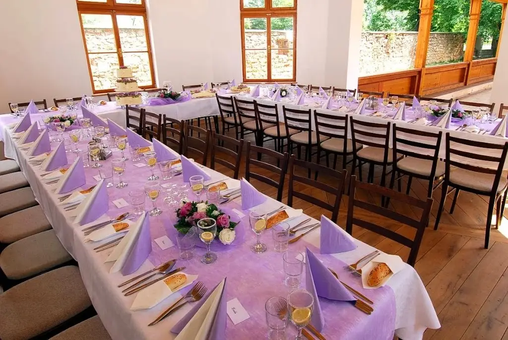 Labužník Catering restaurant in Dolní Životice