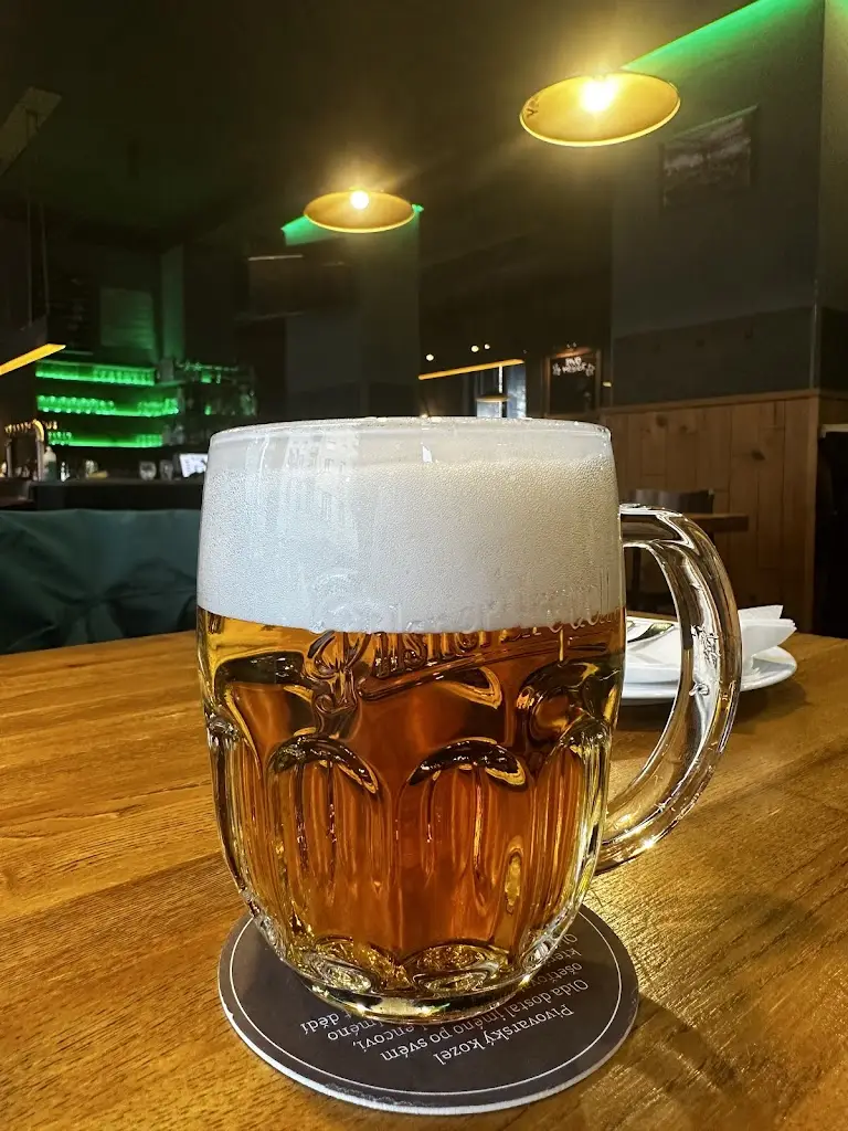 Kuba D_Kozlovna Mezi Trhy_Dolní Životice_review