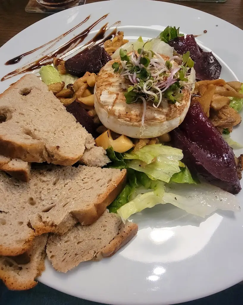 Monika Kenney_U BÍLÉHO KONÍČKA_Dolní Životice_recensione